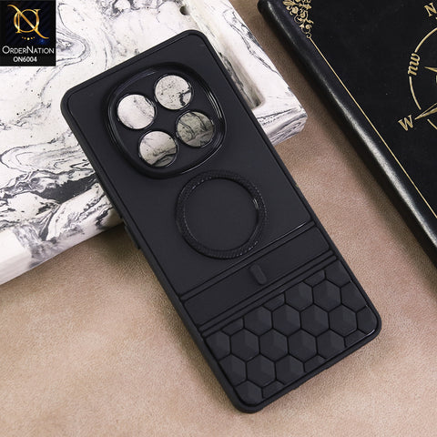 Xiaomi Redmi Note 15 Cover  - Black - Textured Grip Design with Built-in Ring puffer down magsafe styled Case