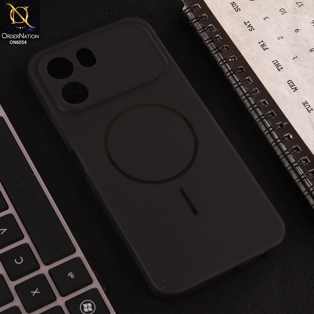 Oppo A6 4G Cover - Black - Ultra Thin Matte Case with Transparent MagSafe Ring Design