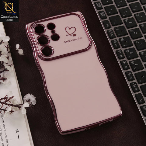 Samsung Galaxy S22 Ultra 5G Cover - Light Pink - Luxury Electroplated Heart Design Glossy Shockproof Phone Case with Camera Lens Protection