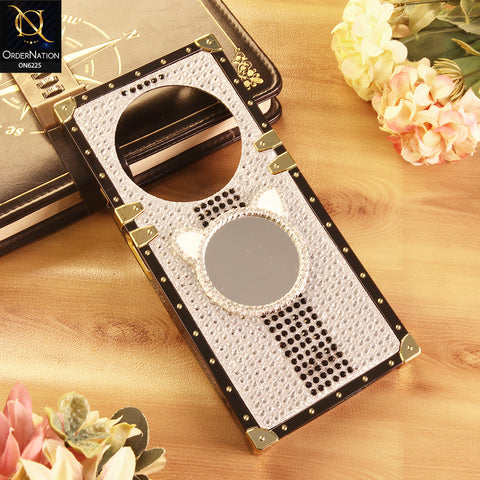 Xiaomi Redmi A3x Cover -  White - New Glamorous Bling Phone Cover with Crystal Animal Design Ring Holder