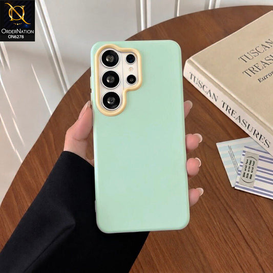 Samsung Galaxy S24 Ultra Cover - Light Green - Premium Protective Phone Case with Raised Camera Guard, Dual-Layer Lens Protection & Slim Shockproof Design