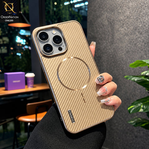 iPhone 15 Pro Max Cover - Brown - Carbon Fiber Texture Phone Case with Integrated Camera Lens Protection