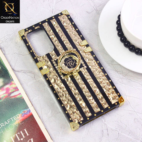 Samsung Galaxy A23 5G Cover - Design 2 - 3D illusion Gold Flowers Soft Trunk Case With Ring Holder