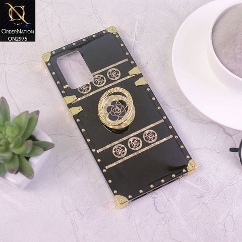 Vivo Y21 Cover - Design 1 - 3D illusion Gold Flowers Soft Trunk Case With Ring Holder