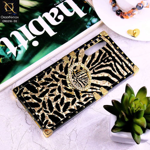 Samsung Galaxy A50 Cover - Design 2 - Trendy Stripes Pattern Golden Square Case With Matching Bling Ring Holder