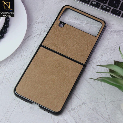 Samsung Galaxy Z Flip 4 5G Cover - Brown - Luxury PU Leather Texture Hard Case