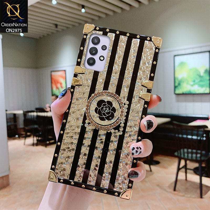 Samsung Galaxy A53 5G Cover - Design 2 - 3D illusion Gold Flowers Soft Trunk Case With Ring Holder
