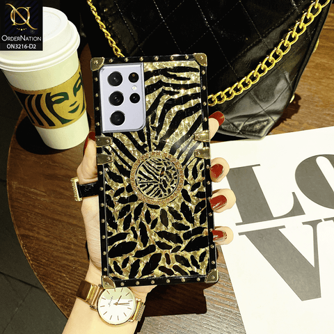 Samsung Galaxy S21 Ultra 5G Cover - Design 2 - Trendy Stripes Pattern Golden Square Case With Matching Bling Ring Holder