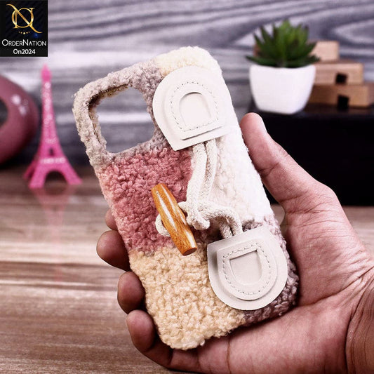 iPhone 11 Pro - Soft Stylish Winter Warm Plush Fur Case
