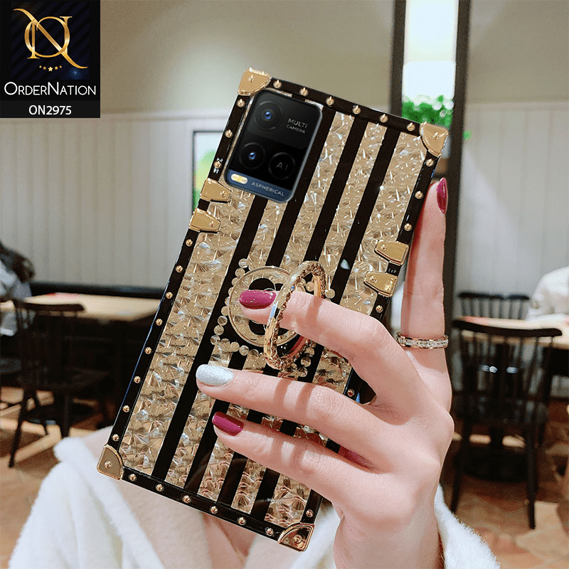 Vivo Y33T Cover - Design 2 - 3D illusion Gold Flowers Soft Trunk Case With Ring Holder