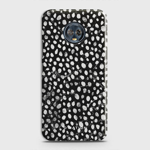 Motorola Moto G6 Cover - Bold Dots Series - Matte Finish - Snap On Hard Case with LifeTime Colors Guarantee