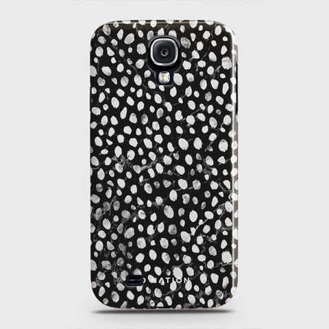 Samsung Galaxy S4 Cover - Bold Dots Series - Matte Finish - Snap On Hard Case with LifeTime Colors Guarantee