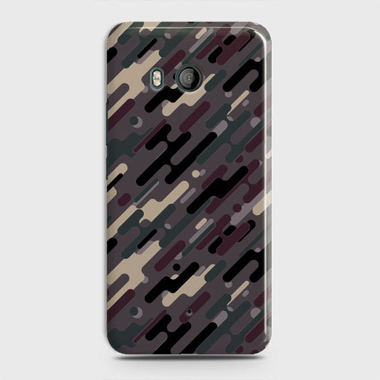HTC U11  Cover - Camo Series 3 - Red & Brown Design - Matte Finish - Snap On Hard Case with LifeTime Colors Guarantee