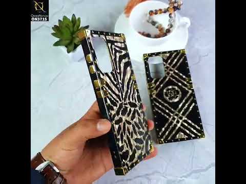 Samsung Galaxy S21 Ultra 5G Cover - Design 3 - 3D illusion Gold  Soft Trunk Case ( Without Ring Holder )
