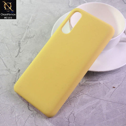 Samsung Galaxy A70s Cover - Yellow - Soft Shockproof Sillica Gel Case