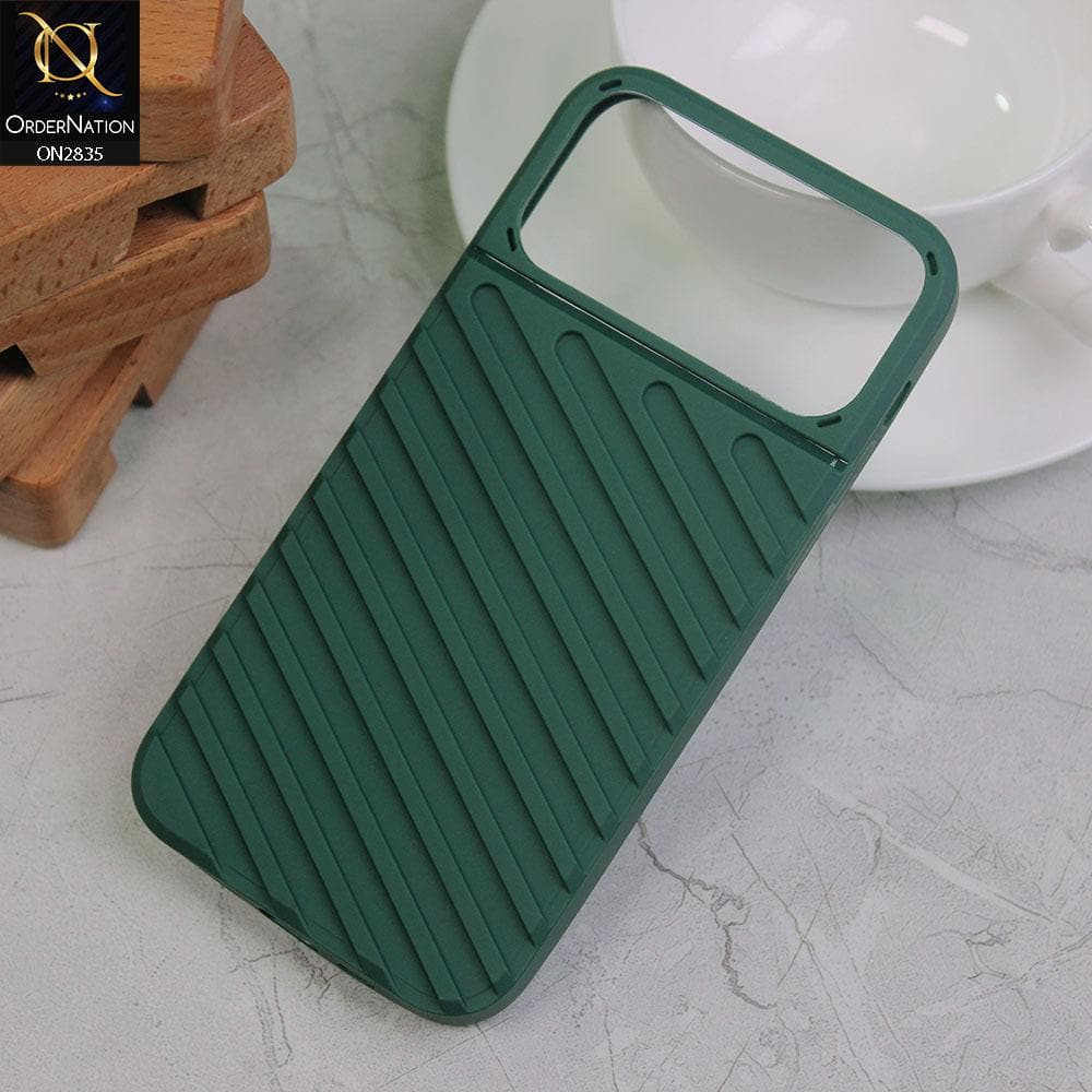 iPhone 12 Cover - Green - New Stylish Diagonal lines Pattern Soft Case