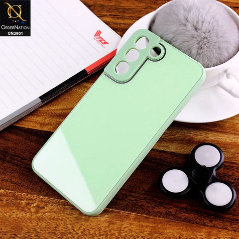 Samsung Galaxy S21 FE 5G Cover - Light Green - New Glossy Shine Soft Borders Camera Protection Back Case