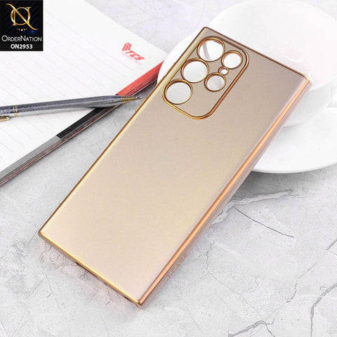 Samsung Galaxy S22 Ultra 5G Cover - Golden - Soft Gold Plated Color Borders Camera Protection Back Case