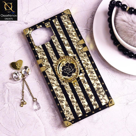 Oppo Reno 4F Cover - Design 2 - 3D illusion Gold Flowers Soft Trunk Case With Ring Holder