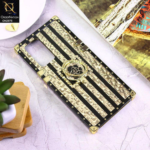 Oppo Reno 6 Cover - Design 2 - 3D illusion Gold Flowers Soft Trunk Case With Ring Holder