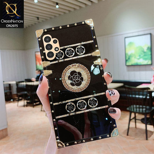 Samsung Galaxy A13 Cover - Design 1 - 3D illusion Gold Flowers Soft Trunk Case With Ring Holder