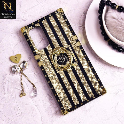 Samsung Galaxy A52 Cover - Design 2 - 3D illusion Gold Flowers Soft Trunk Case With Ring Holder