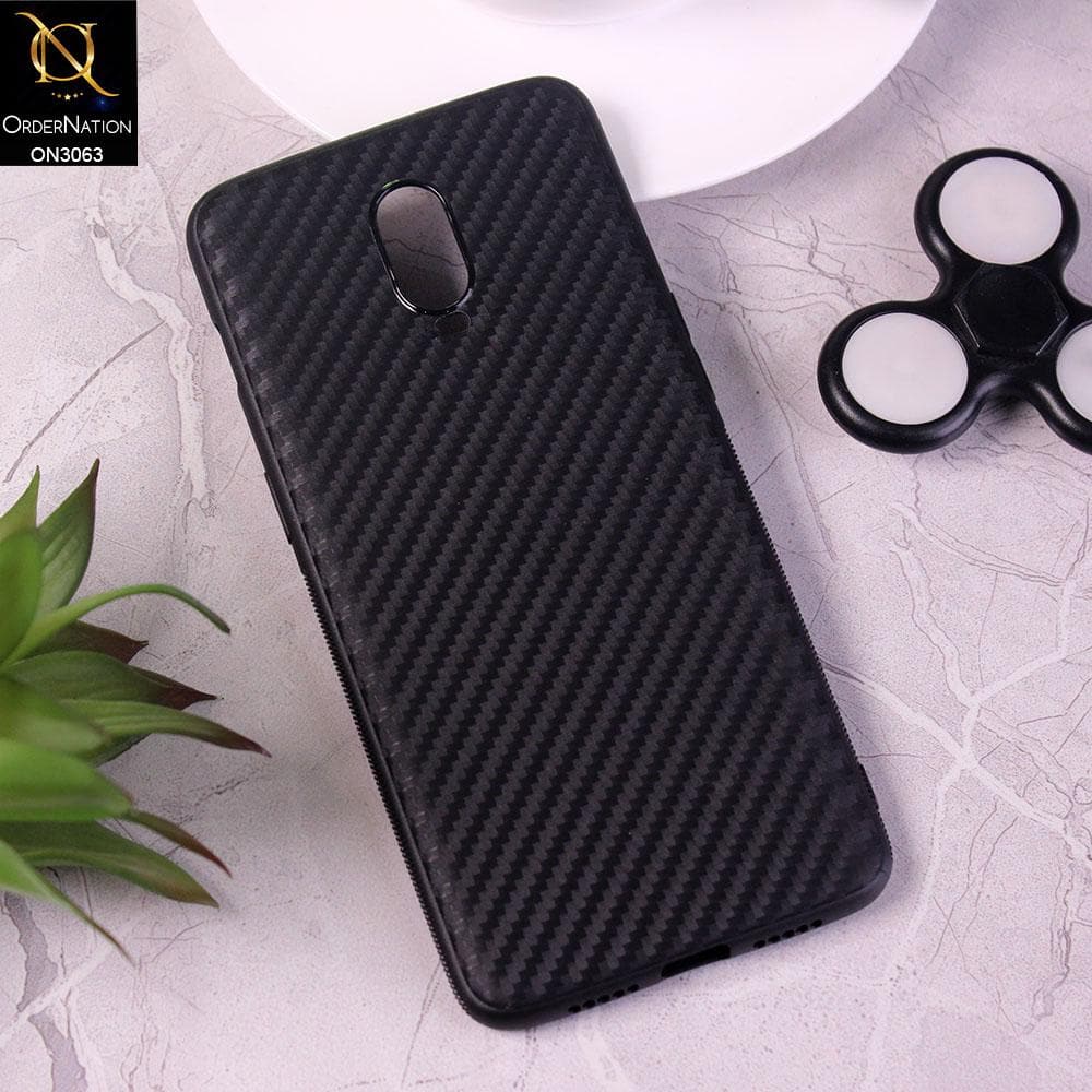 OnePlus 6T Cover - Black - Carbon Fiber Camera Protection Soft Case