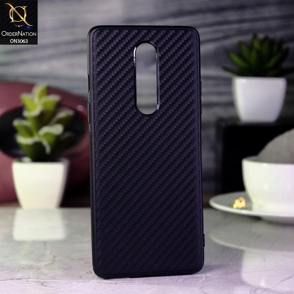 OnePlus 8 4G Cover - Black - Carbon Fiber Camera Protection Soft Case