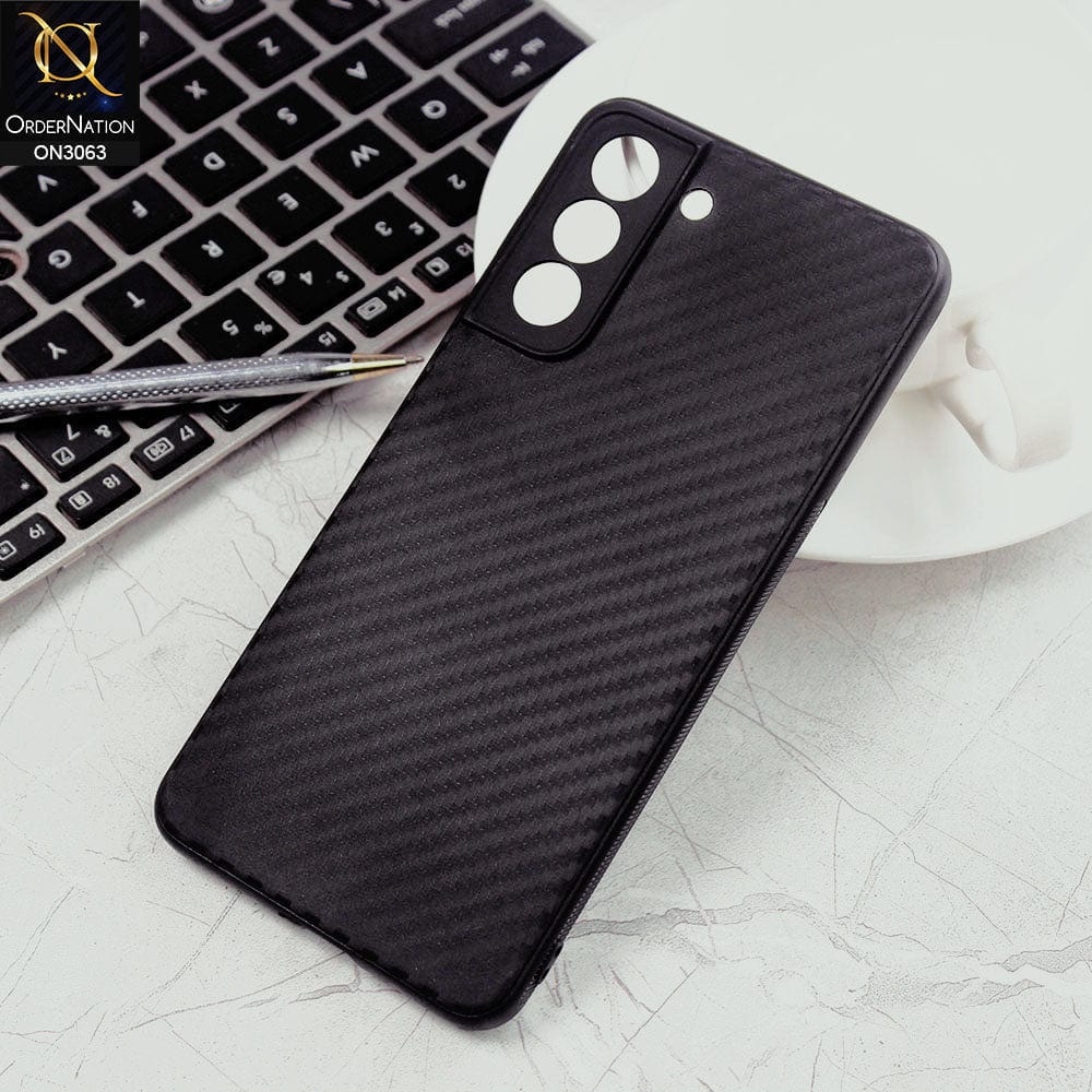 Samsung Galaxy S22 5G Cover - Black - Carbon Fiber Camera Protection Soft Case