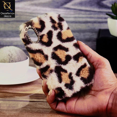 iPhone XS / X Cover - White - Luxury 3D Soft Camera Rhinestone Fluffy Case
