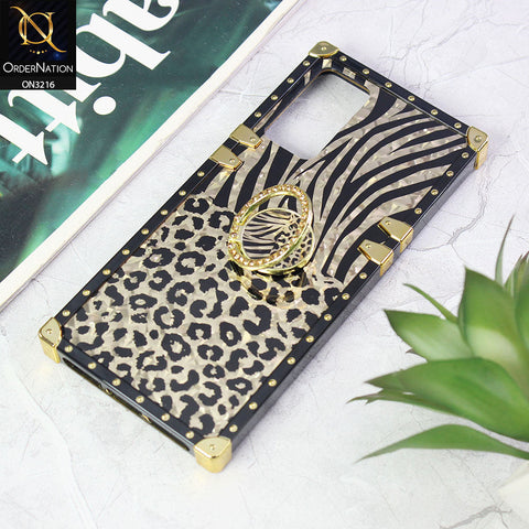 Xiaomi Redmi Note 11 Pro Cover - Design1 - Trendy Stripes Pattern Golden Square Case With Matching Bling Ring Holder