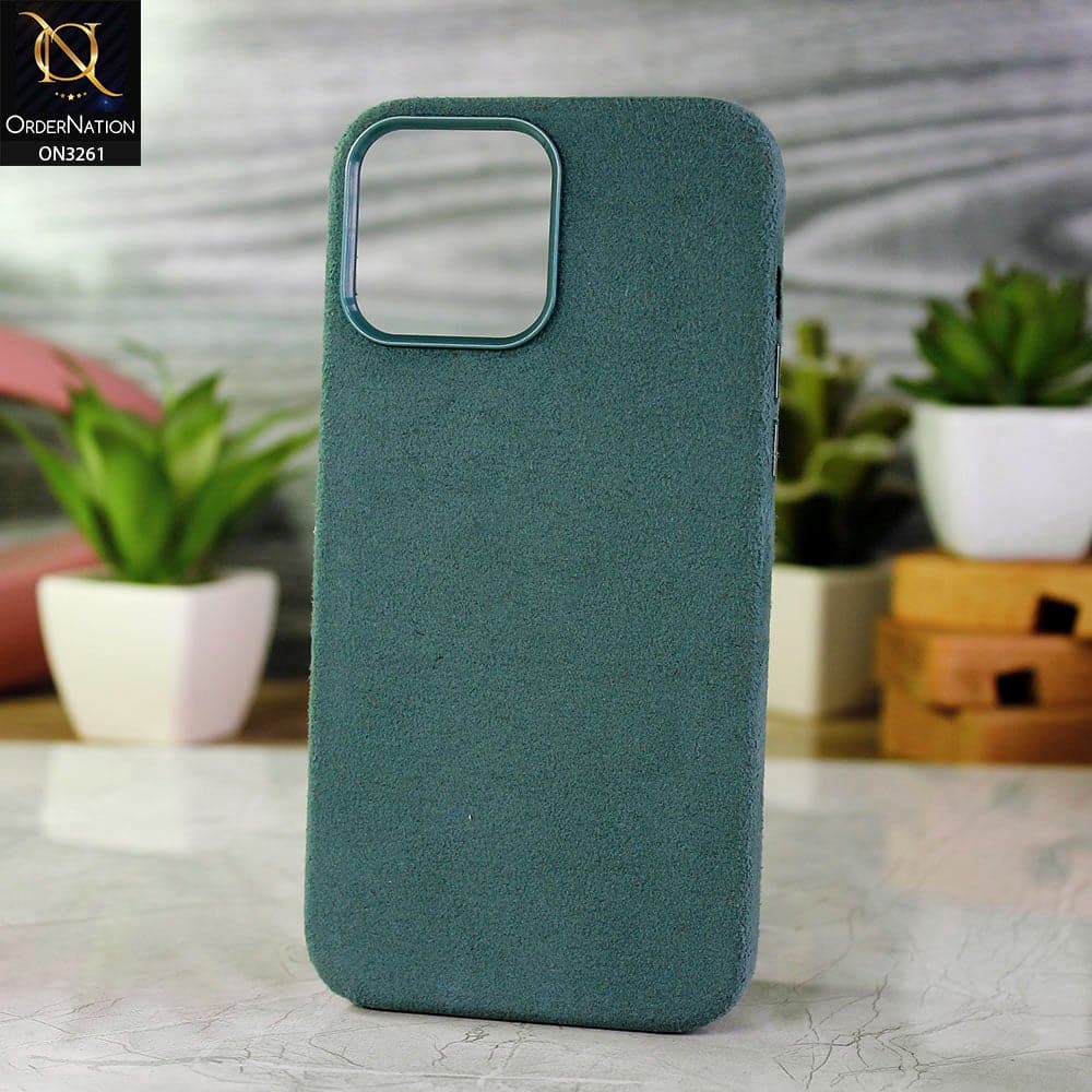 iPhone 13 Pro Max Cover - Green - Seude Texture Surface PC Protective Back Case