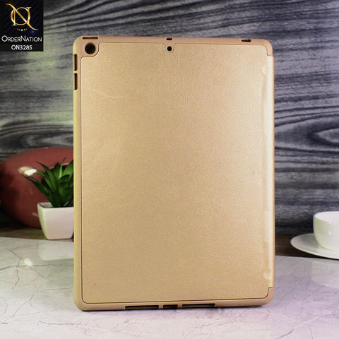 iPad 10.2 / iPad 9 (2021) Cover - Golden - Soft PU Leather Smart Book Foldable Case with Pen Holder