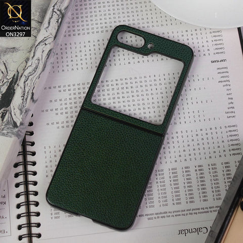 Samsung Galaxy Z Flip 5 5G Cover - Green - Luxury PU Leather Texture Hard Case