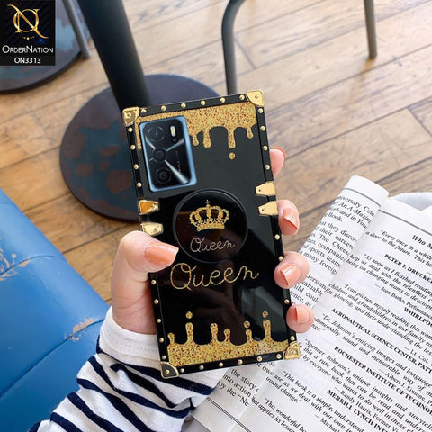 Oppo A16 Cover - Black - Golden Electroplated Luxury Square Soft TPU Protective Case with Popsocket Holder