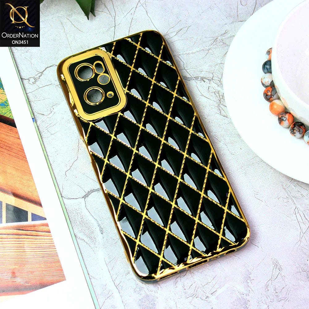 Oppo A76 Cover - Black - Soft TPU Shiny Electroplated Golden Lines Camera Protection Case