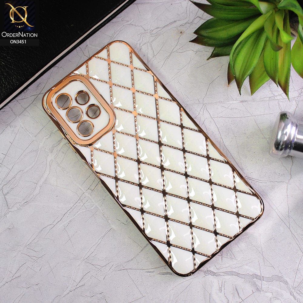 Samsung Galaxy A13 Cover - White - Soft TPU Shiny Electroplated Golden Lines Camera Protection Case