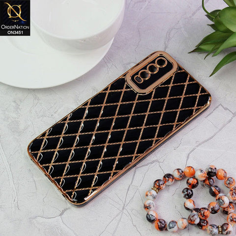 Vivo Y20A Cover - Black - Soft TPU Shiny Electroplated Golden Lines Camera Protection Case