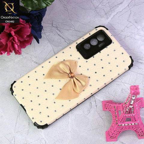 Vivo V23e Cover - Off White - New Girlish Look Rhime Stone With Bow Camera Protection Soft Case