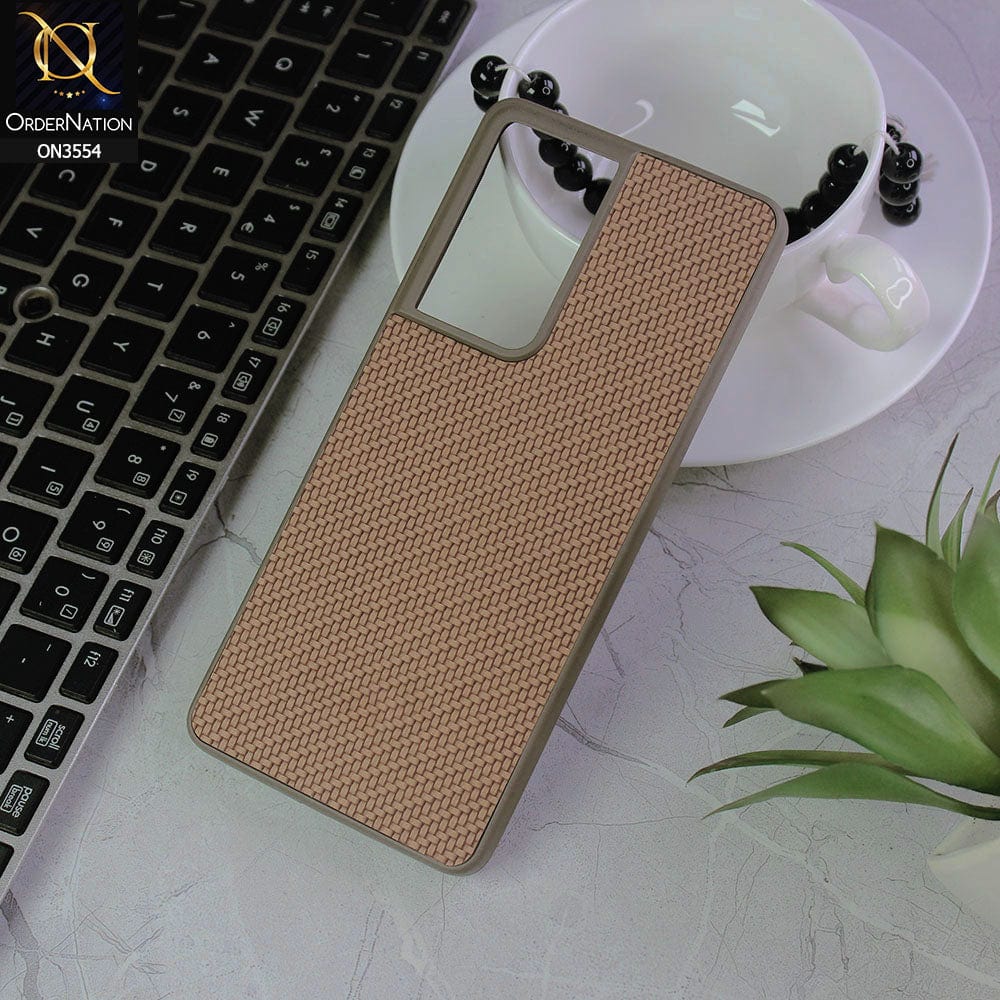 Samsung Galaxy S21 Ultra 5G Cover - Light Brown - Carbon Fiber Texture Soft Silicone Case