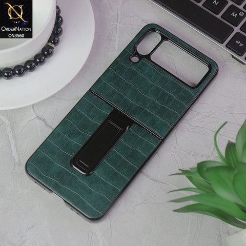 Samsung Galaxy Z Flip 4 5G Cover - Green - Crocks Texture Pu Leather Hard Case With Kick Stand