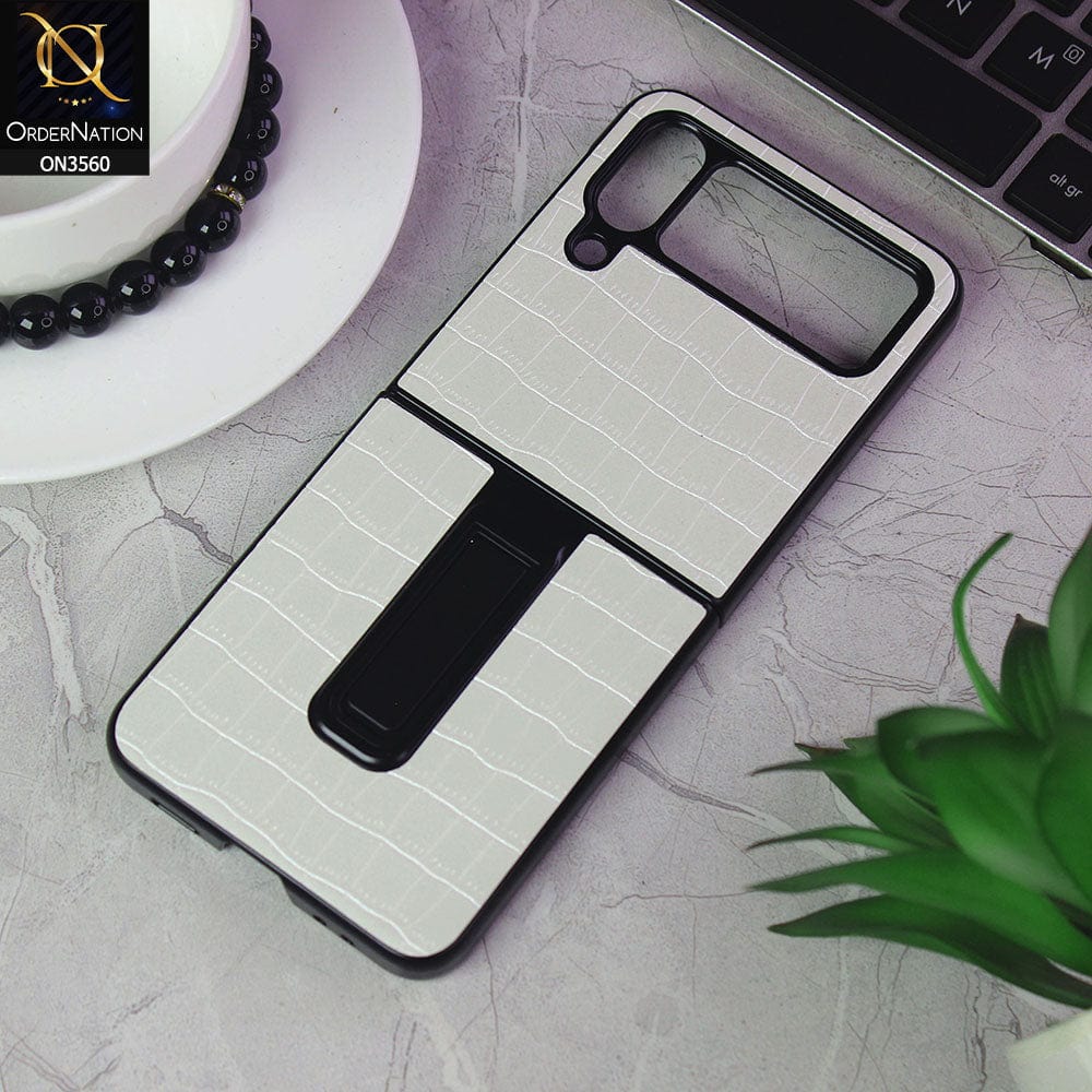 Samsung Galaxy Z Flip 4 5G Cover - Off white - Crocks Texture Pu Leather Hard Case With Kick Stand