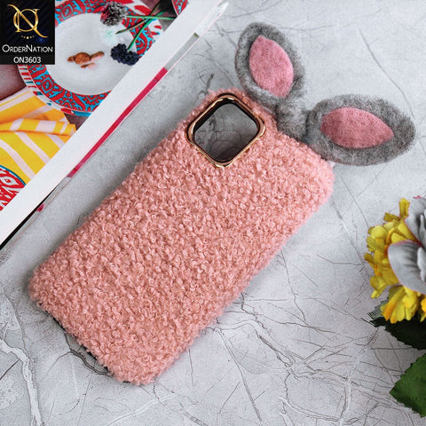 iPhone 11 Cover - Pink - Trendy Cute Fluffy Soft Case