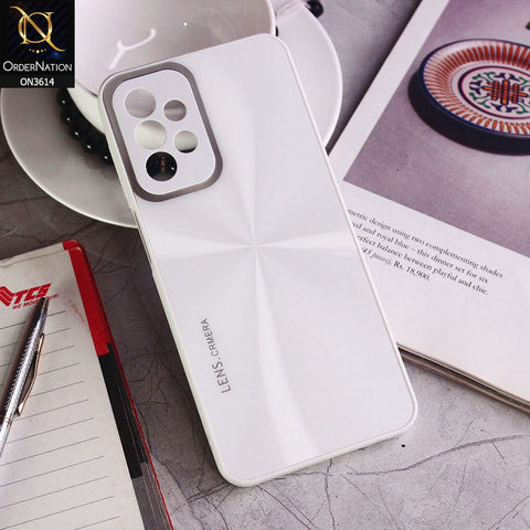 Samsung Galaxy A32 Cover - White - Radiant Diamond Ray Reflective Aluminum Furnish Soft Borders Cases