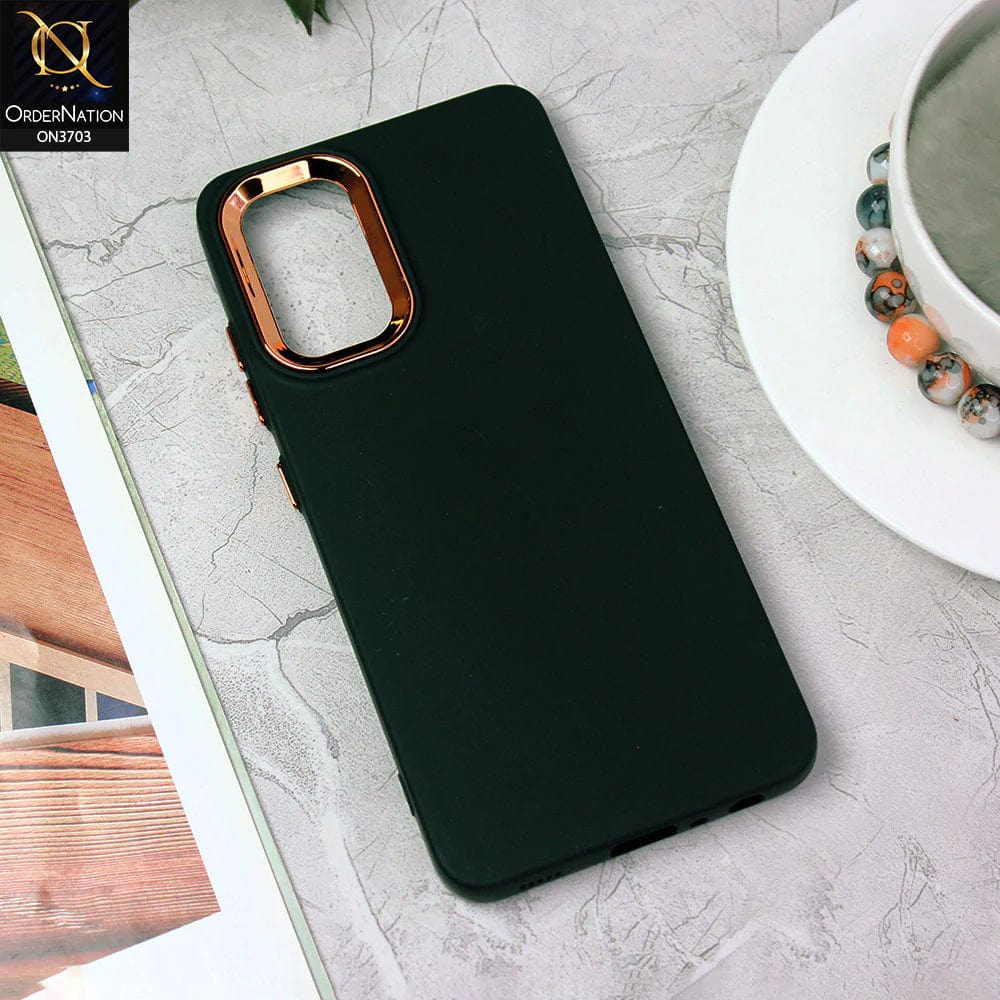 Samsung Galaxy A32 Cover - Black - Electroplated Camera Border Soft Silicon Case