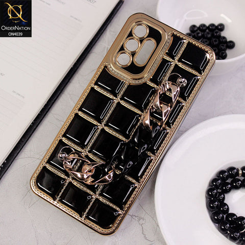 Samsung Galaxy A13 Cover - Black - New Electroplated Soft Silicone Camera Protection Case With Chain Holder