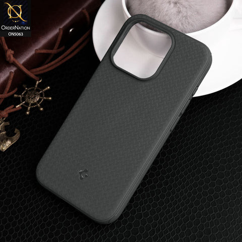 iPhone 15 Pro Cover - Gray - Mag Armor Series - Texture Soft TPU Case