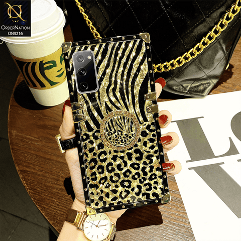 Samsung Galaxy S20 FE Cover - Design 1 - Trendy Stripes Pattern Golden Square Case With Matching Bling Ring Holder
