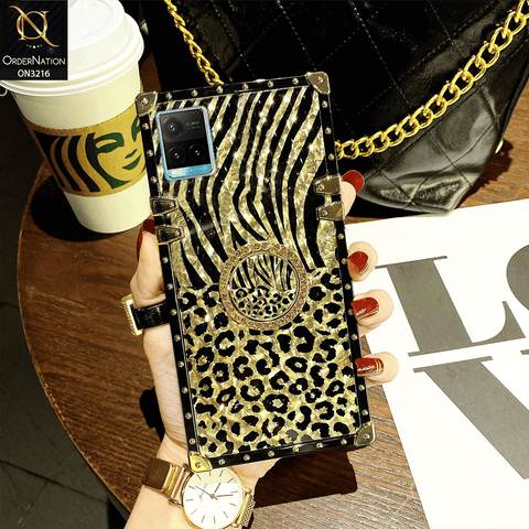 Vivo Y21s Cover - Design 1 - Trendy Stripes Pattern Golden Square Case With Matching Bling Ring Holder