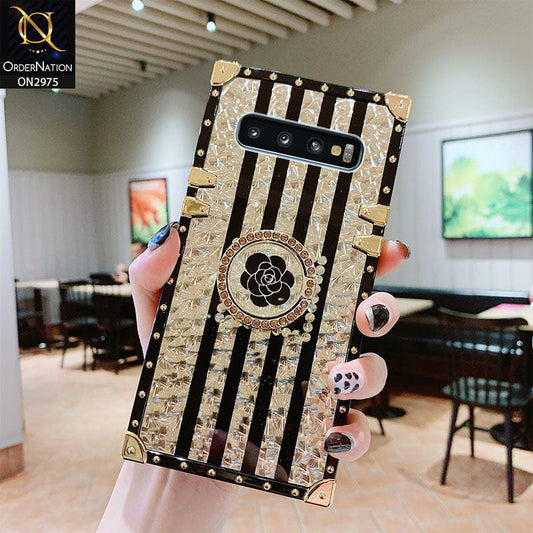 Samsung Galaxy S10 Plus Cover - Design 2 - 3D illusion Gold Flowers Soft Trunk Case With Ring Holder